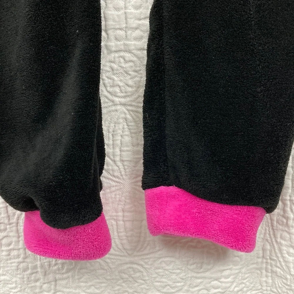 PJ Couture Women’s Black Kitty Fleece Onesie Pajamas sz Large